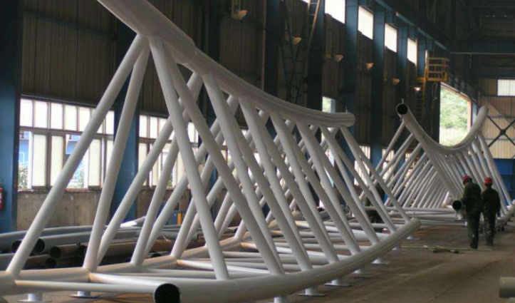安庆管廊钢结构与桁架结构的管道支架应该如何区分